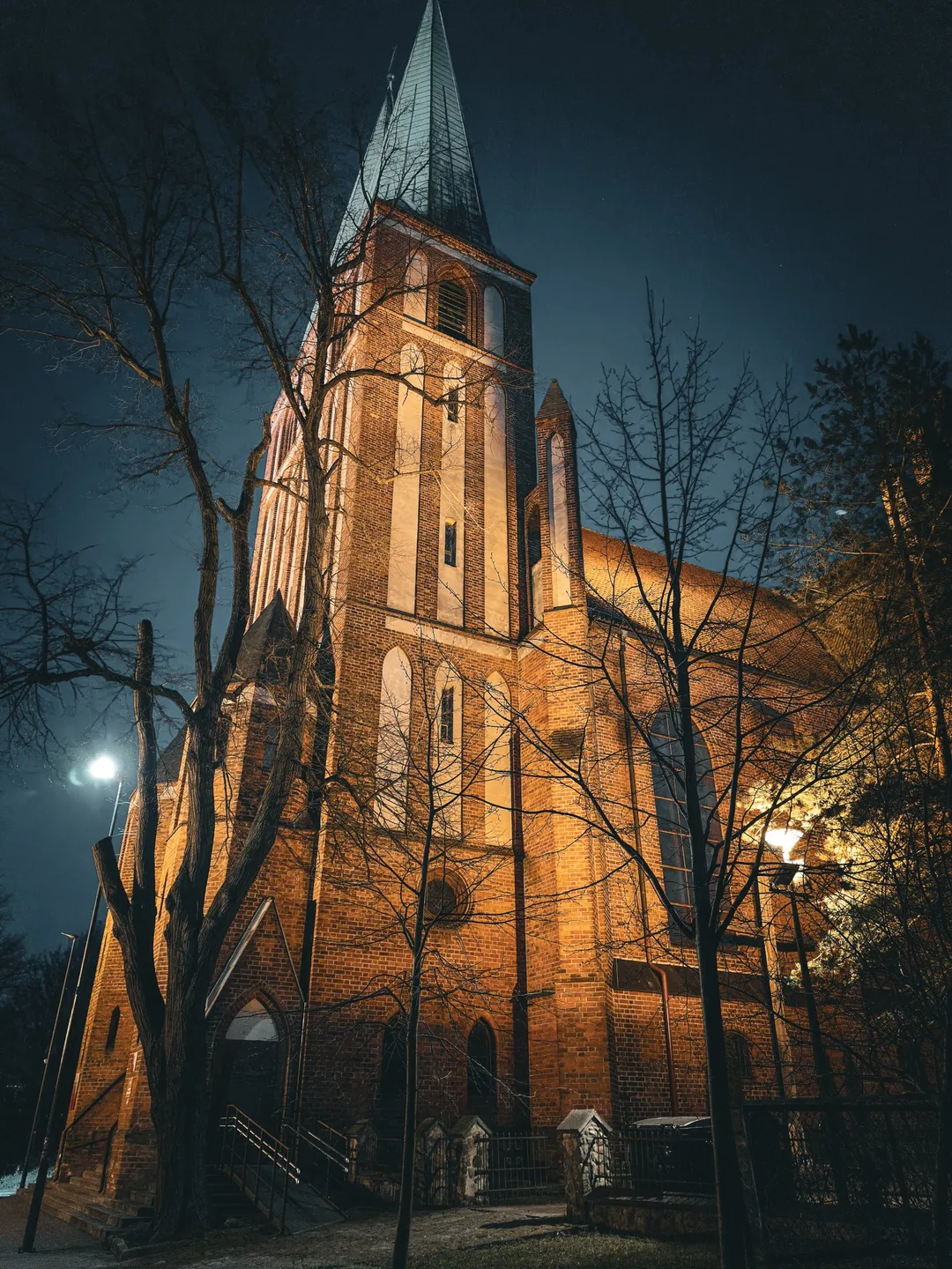 Old Town. Photograph by Marian Kozaczewski.