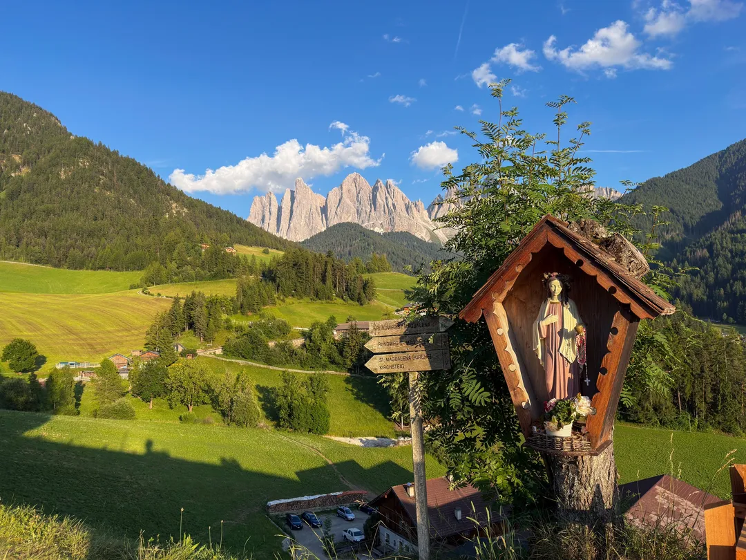 Santa Maddalena, Italy. Photograph by Marian Kozaczewski.