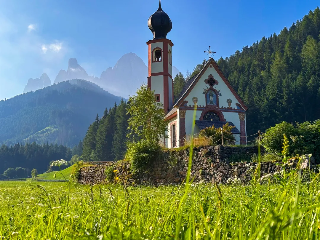 Santa Maddalena, Italy. Photograph by Marian Kozaczewski.