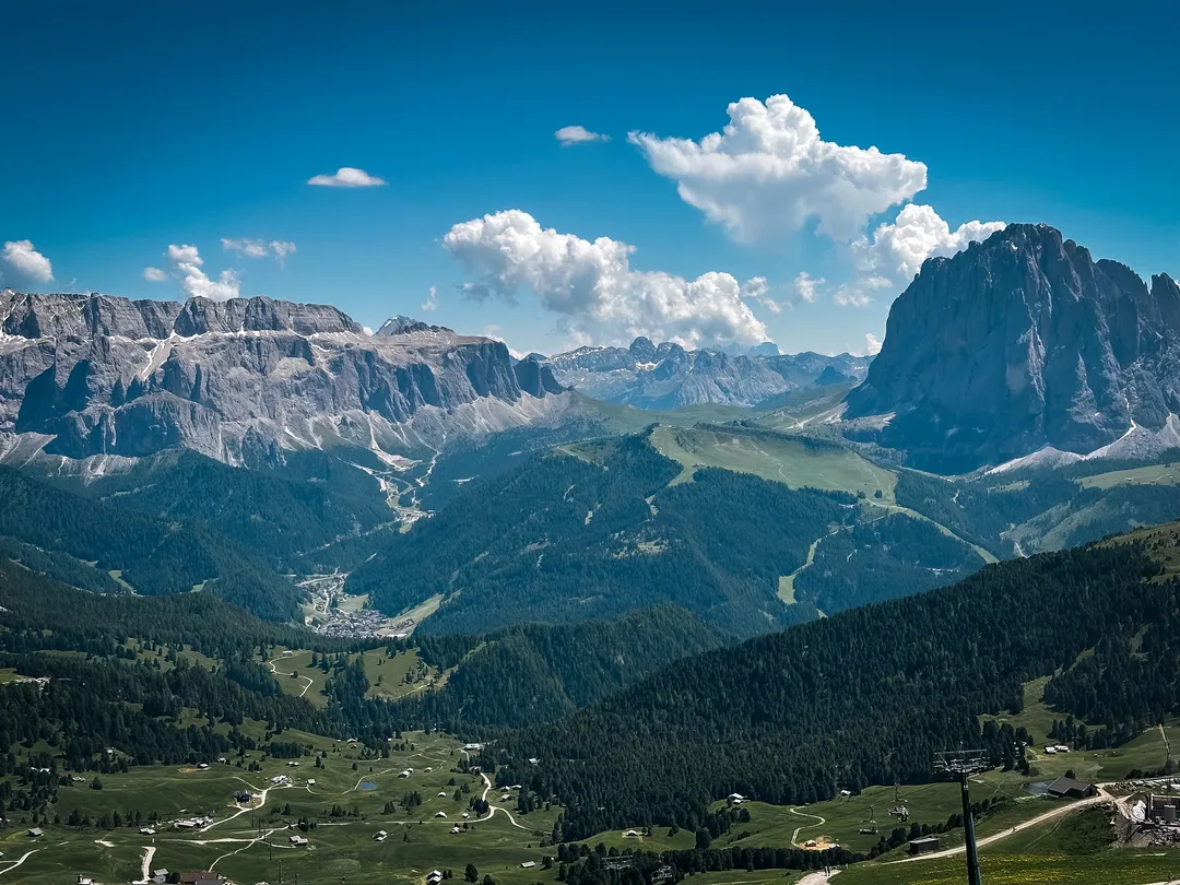 Seceda, Italy. Photograph by Marian Kozaczewski.