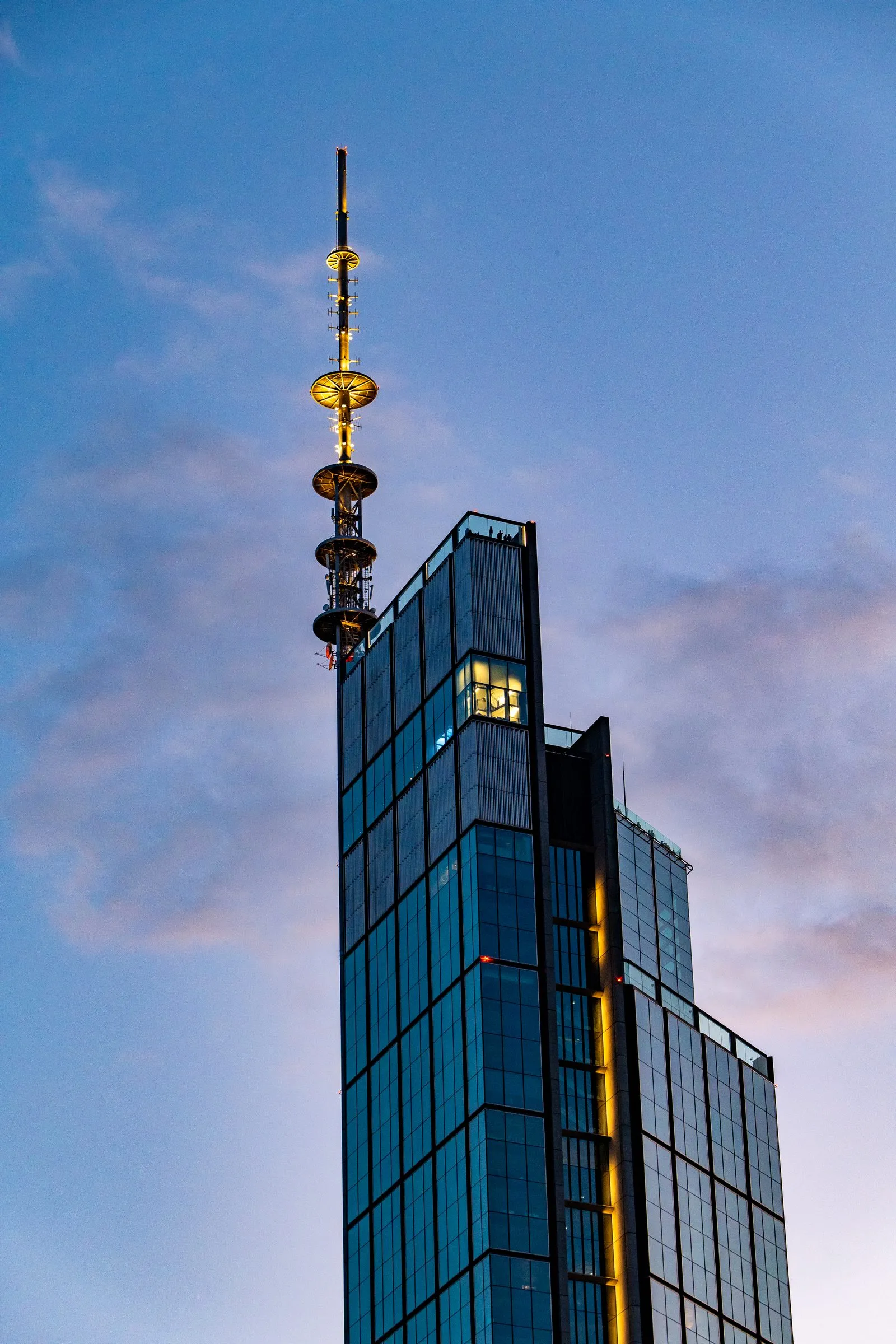 Varso Tower, Warsaw. Photograph by Marian Kozaczewski.