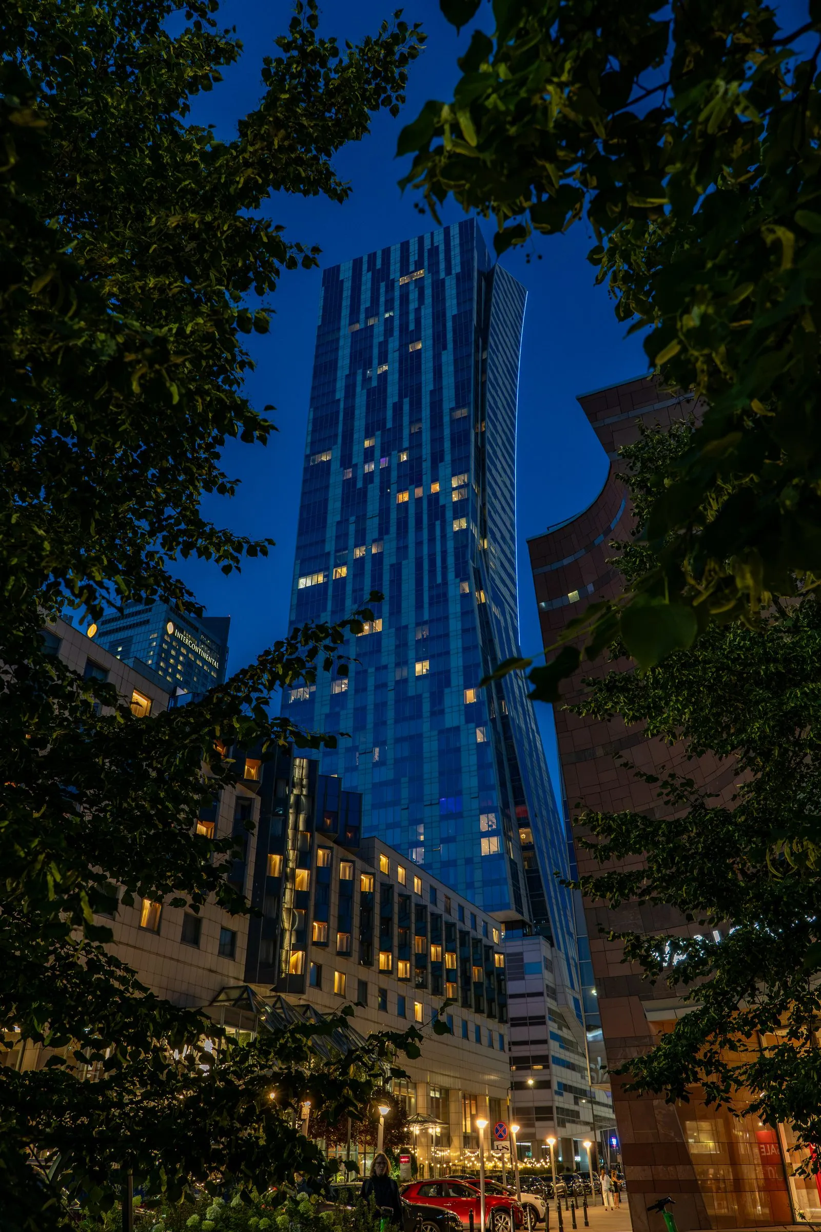 Złota 44, Warsaw. Photograph by Marian Kozaczewski.