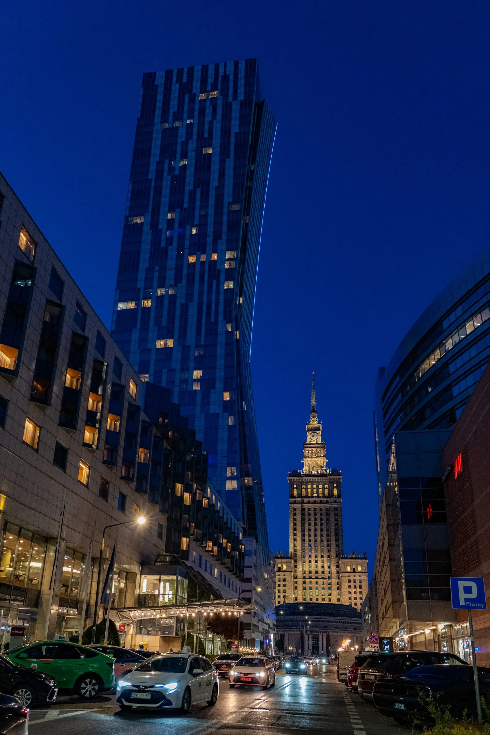 Warsaw, Poland. Photograph by Marian Kozaczewski.