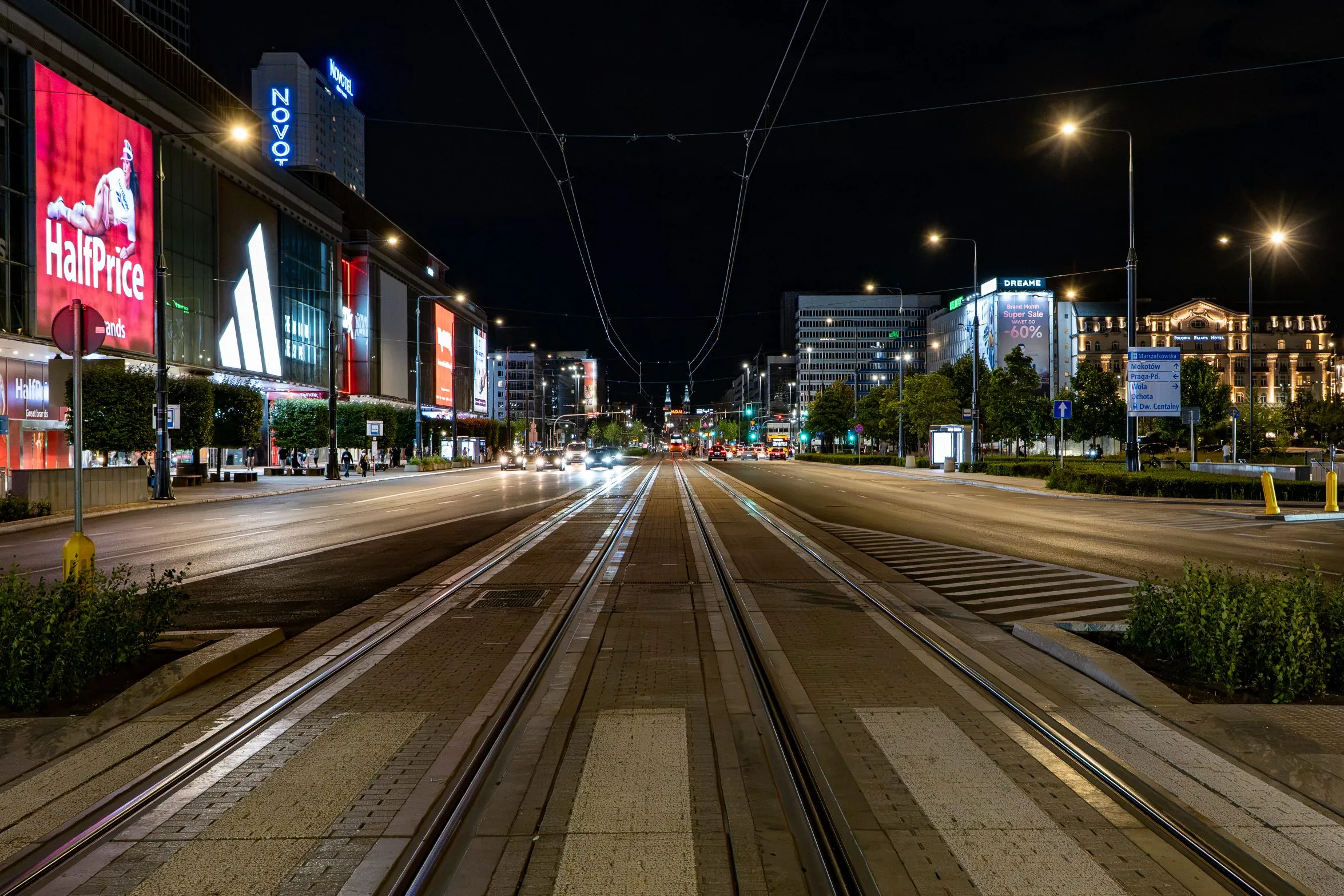 Warsaw, Poland. Photograph by Marian Kozaczewski.